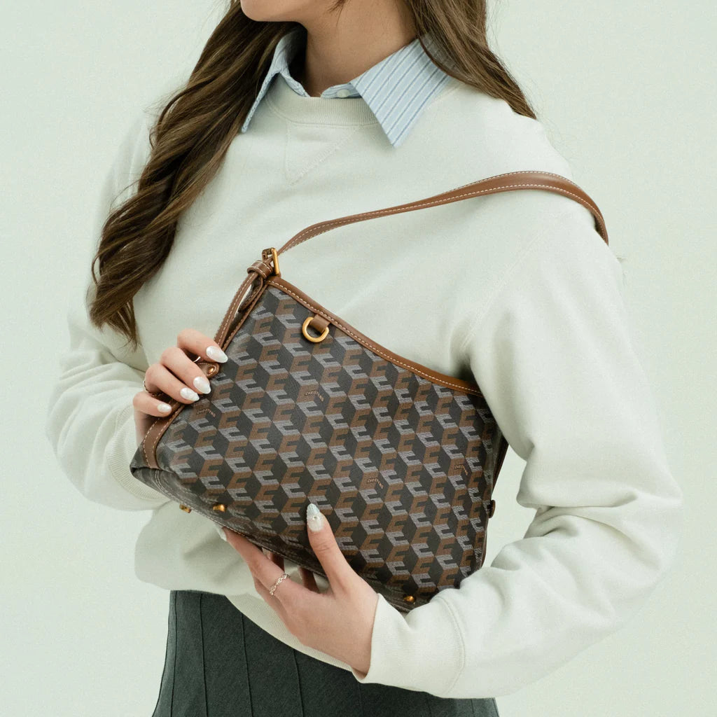 Nico Shoulder Bag – Burgundy Edition